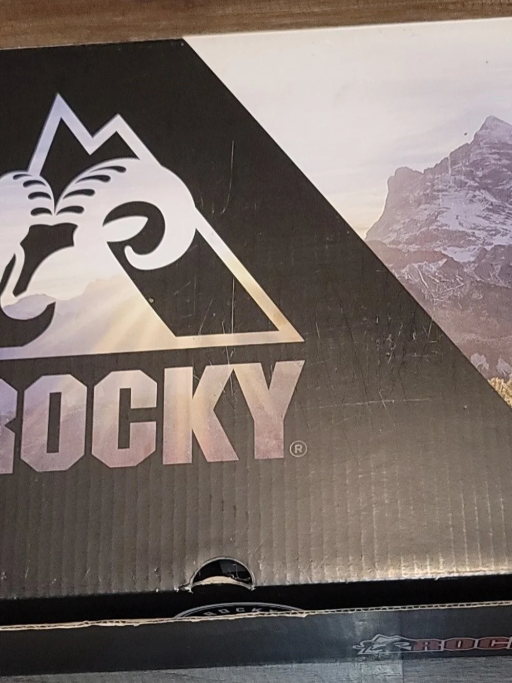 Rocky full grain